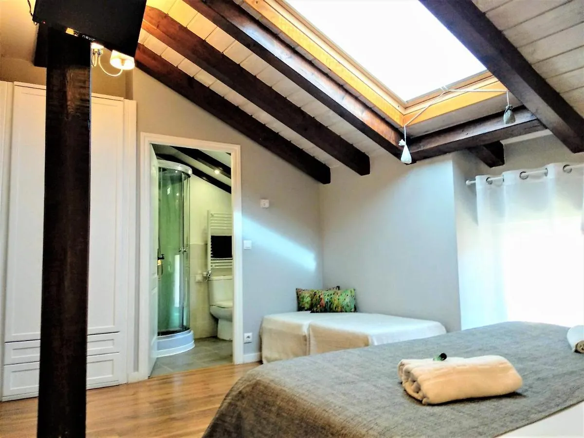 Casa Rural Madera Y Sal Salinas de Anana 0*,  Španělsko